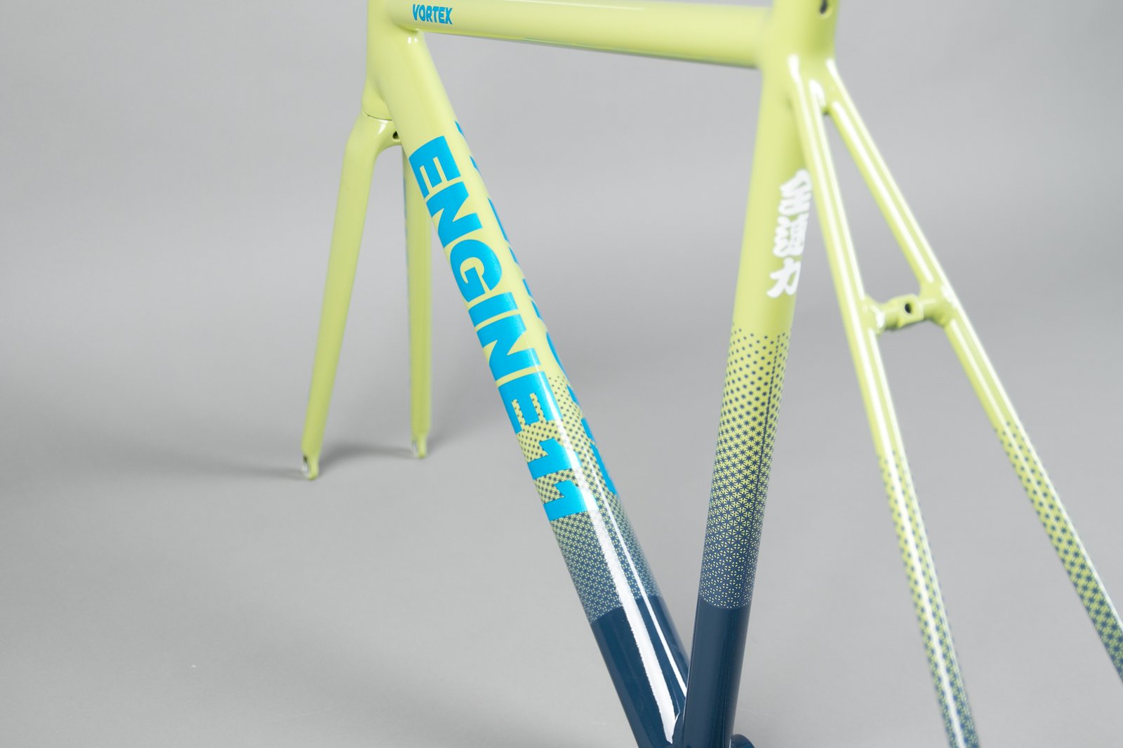 Engine 11 2024 bike frame